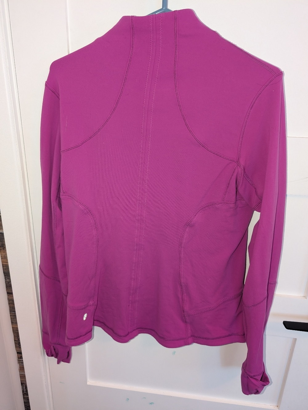 Lululemon Forme Jacket II in Raspberry Luon - Picture 5 of 6